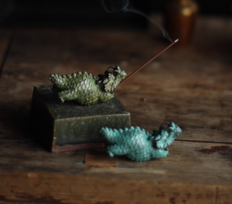 Small green dragon ornament incense stick decorations